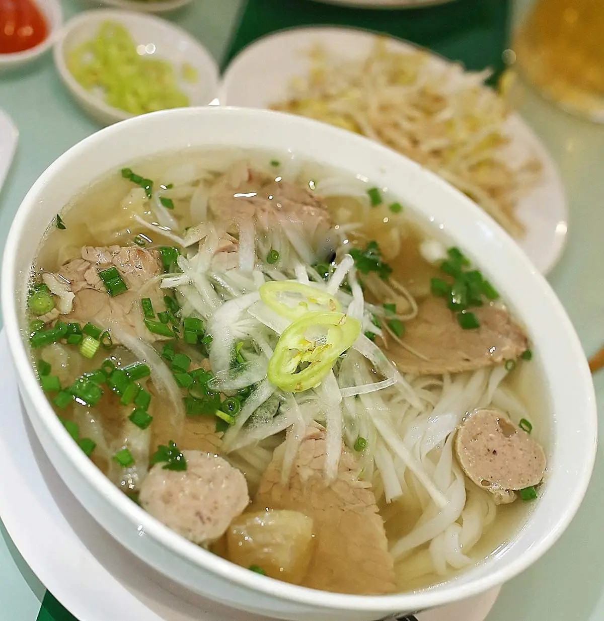 Top qu&aacute;n phở ngon Bu&ocirc;n Ma Thuột với hương vị đậm đ&agrave; nhất 2