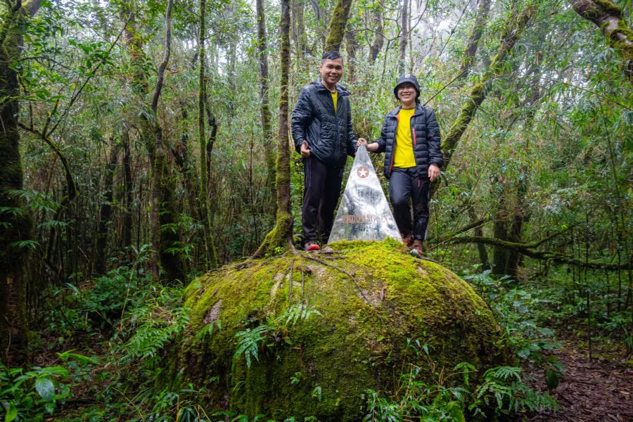 Chinh phục Chư Yang Sin cao thứ hai tr&ecirc;n T&acirc;y Nguy&ecirc;n đại ng&agrave;n 3