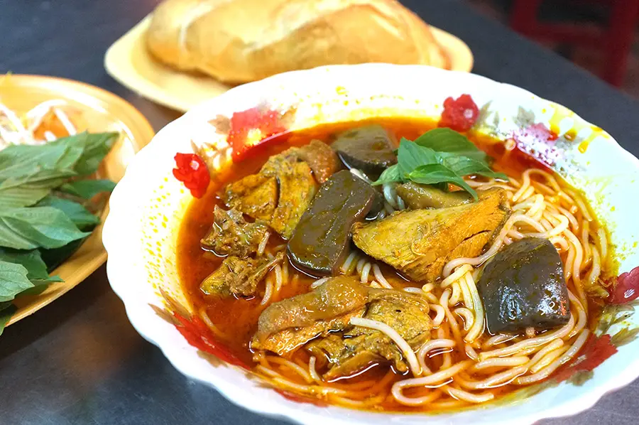 B&uacute;n c&agrave; ri b&eacute;o C&agrave; Mau, m&oacute;n ngon kh&oacute; cưỡng của người d&acirc;n v&ugrave;ng s&ocirc;ng nước 2