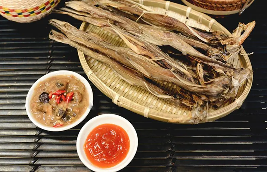 C&aacute; kh&ocirc; khoai chấm nước mắm me, đặc sản d&acirc;n d&atilde; miệt xứ C&agrave; Mau 6