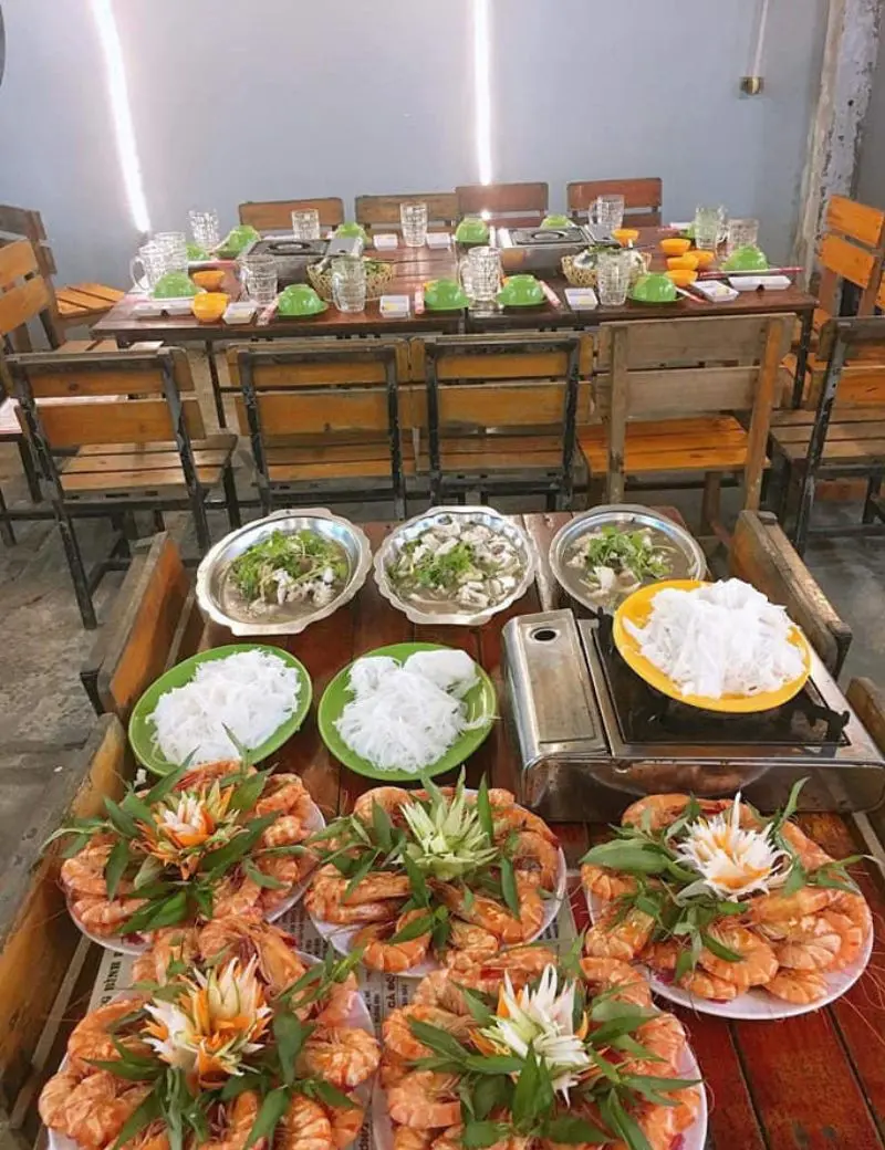 Gh&eacute; qua Hải sản Hải Yến d&acirc;n d&atilde;, b&igrave;nh dị tại C&agrave; Mau 2