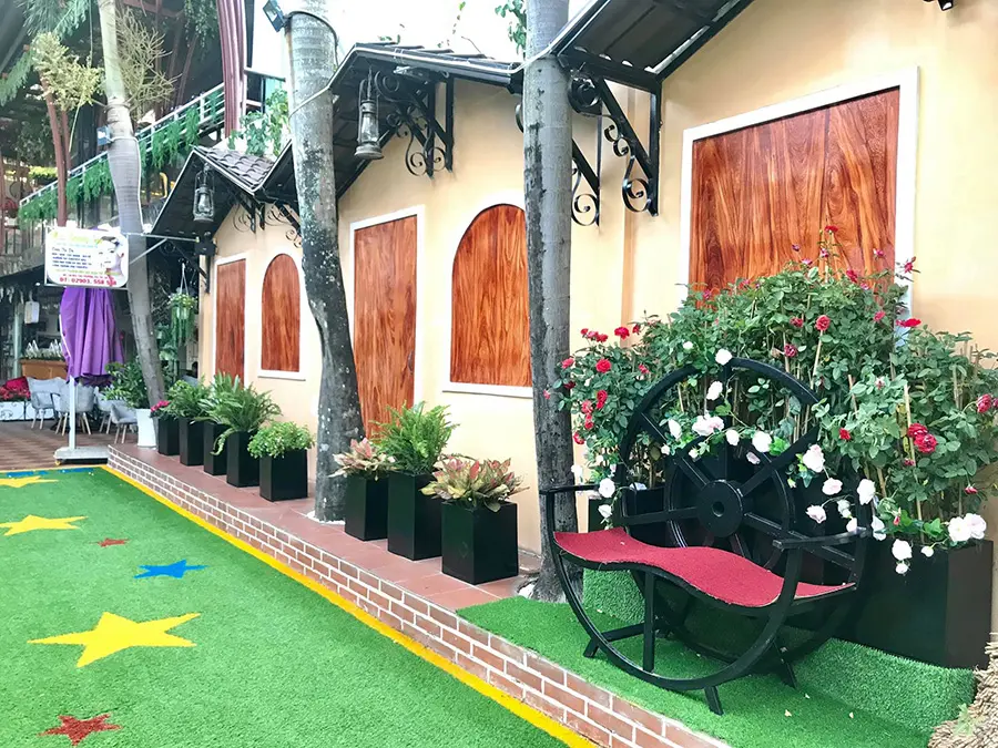 Huỳnh Hương Caf&eacute;, khu vườn cổ t&iacute;ch giữa l&ograve;ng C&agrave; Mau 7