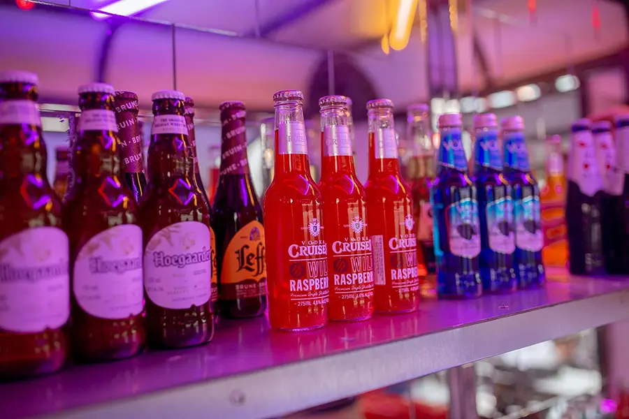 OM Beer, tọa độ họp mặt bạn b&egrave; cực chất v&agrave;o dịp cuối tuần 7