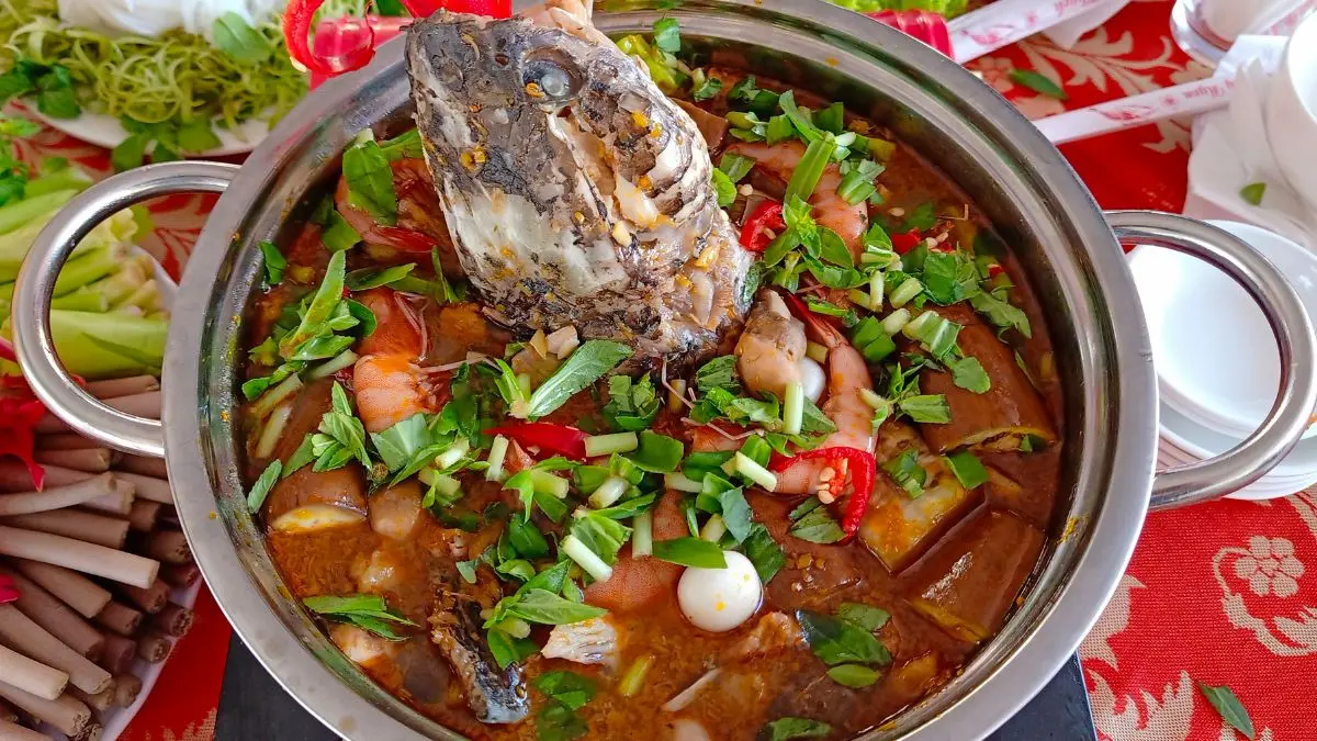 Lẩu mắm U Minh vang danh đặc sản miền đất bùn xứ Mũi