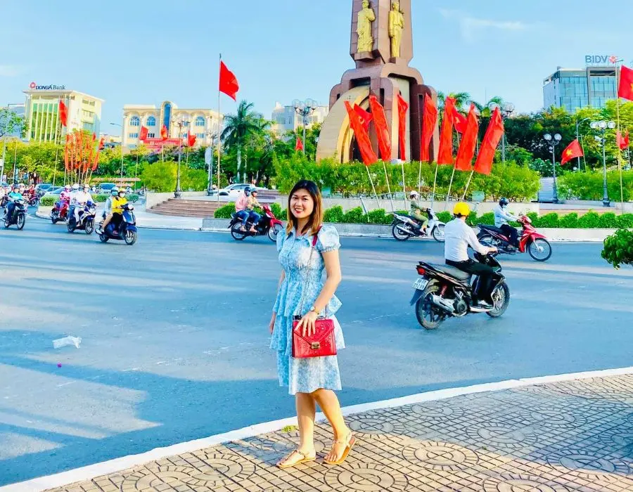 H&agrave;nh tr&igrave;nh review C&agrave; Mau đầy th&uacute; vị của c&ocirc; n&agrave;ng Nh&atilde; Văn 2