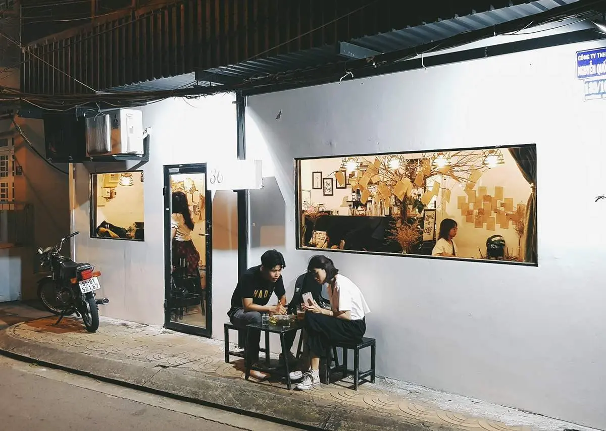 36 Coffee Studio v&agrave; kh&ocirc;ng gian tinh tế của sắc m&agrave;u tương phản 4