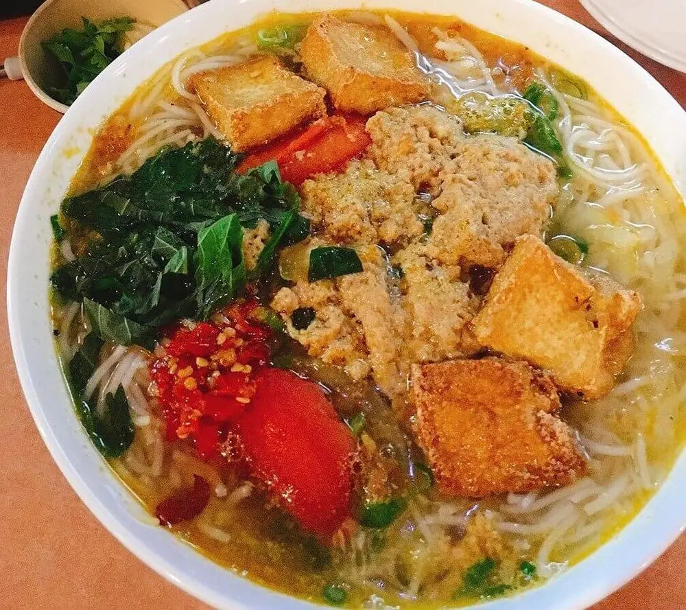 Điểm danh Top qu&aacute;n b&uacute;n ri&ecirc;u ngon Cần Thơ bạn kh&ocirc;ng thể bỏ lỡ 6