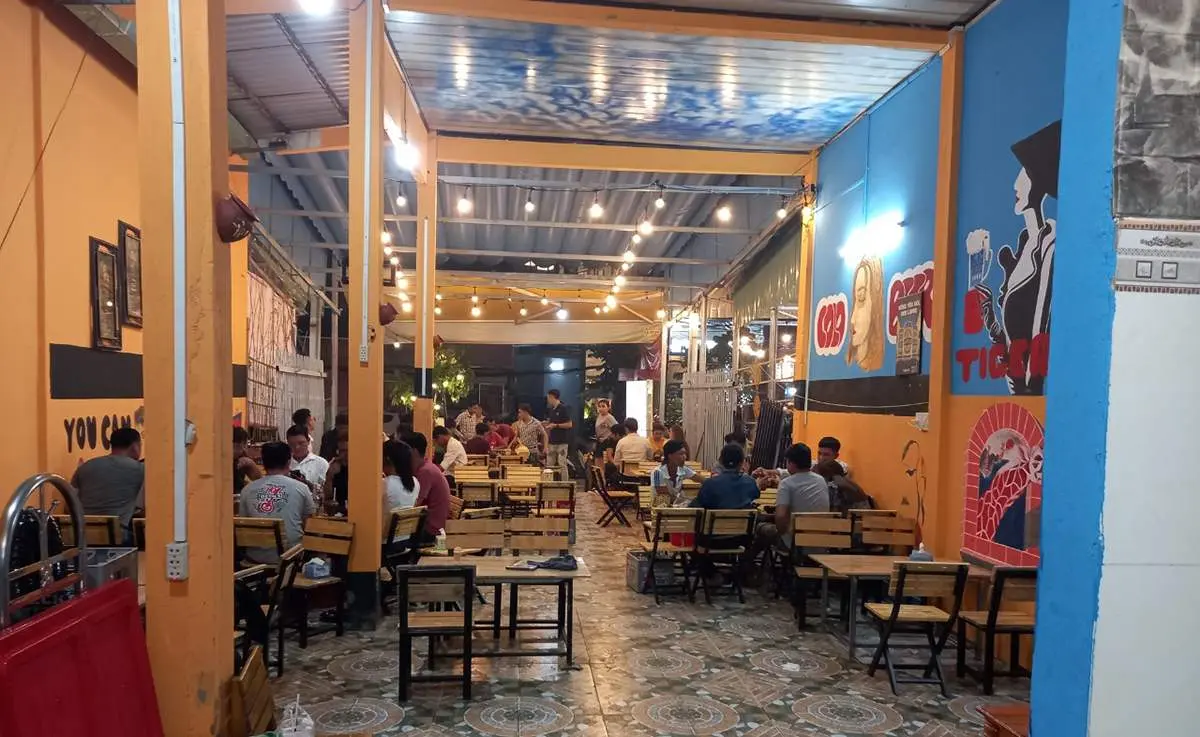Kh&aacute;m ph&aacute; Qu&aacute;n Bia Lu 138 Cần Thơ d&acirc;n d&atilde; 3