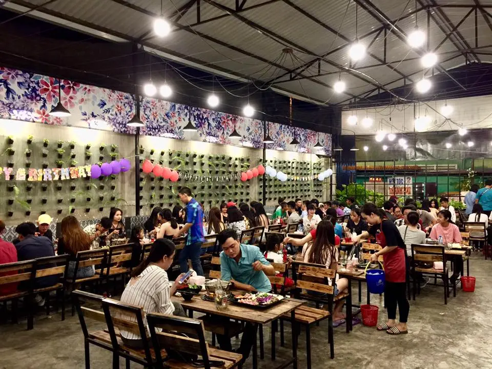Lượn lờ Qu&aacute;n cậu Ba Le ăn sập m&oacute;n nướng thơm ngon b&aacute; ch&aacute;y 4