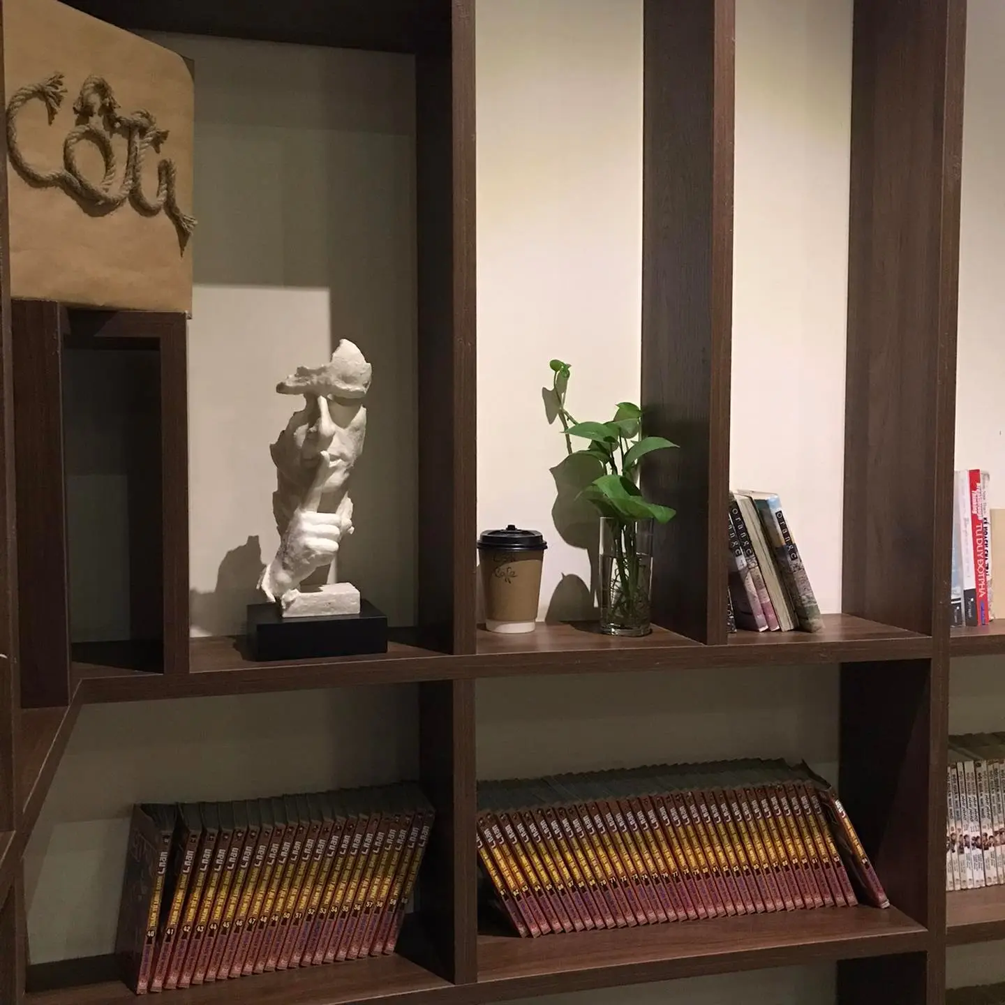 Ph&aacute;t hiện qu&aacute;n C&ocirc;ti Cafe Cần Thơ học b&agrave;i h&agrave;ng giờ cũng kh&ocirc;ng thấy ch&aacute;n 6