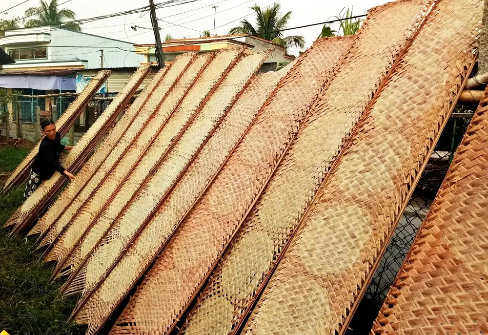 Thử một lần về thăm L&agrave;ng nghề b&aacute;nh tr&aacute;ng Thuận Hưng Cần Thơ 2