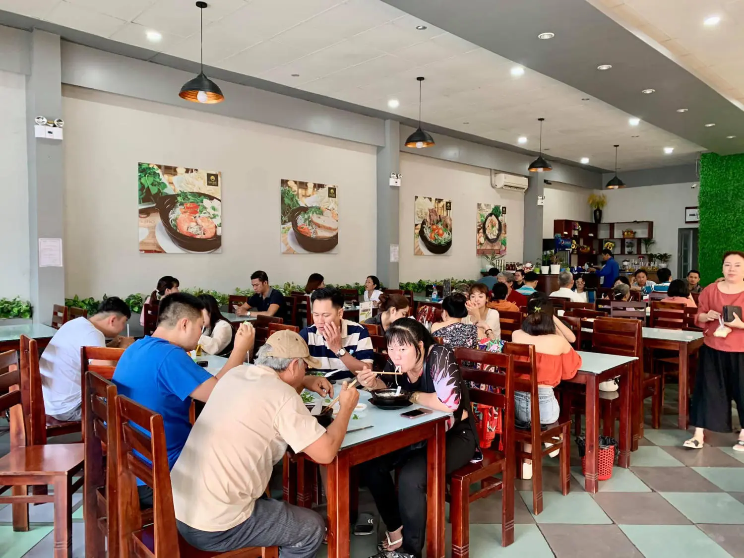 Thưởng thức B&uacute;n Thố Cần Thơ ngon trứ danh xứ T&acirc;y Đ&ocirc; 5