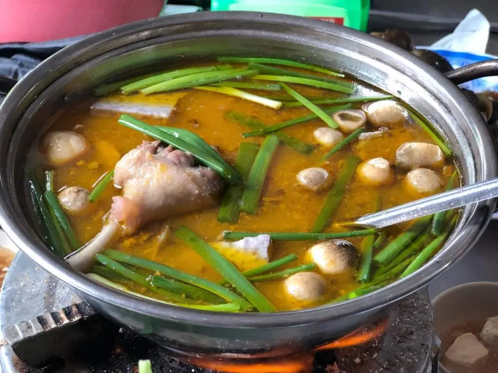 Thưởng thức Lẩu vịt nấu chao Cần Thơ ngon qu&ecirc;n lối về 7