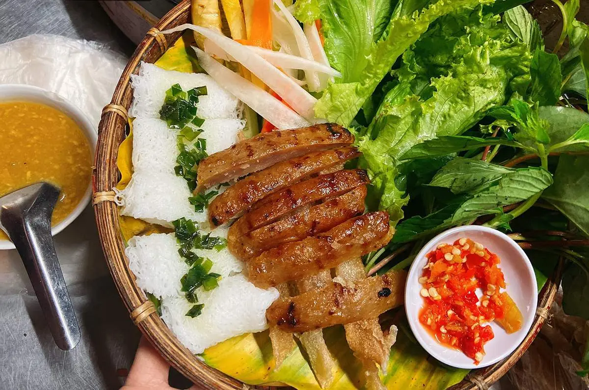 Top qu&aacute;n nem nướng ngon Cần Thơ bạn nhất định phải thử 4