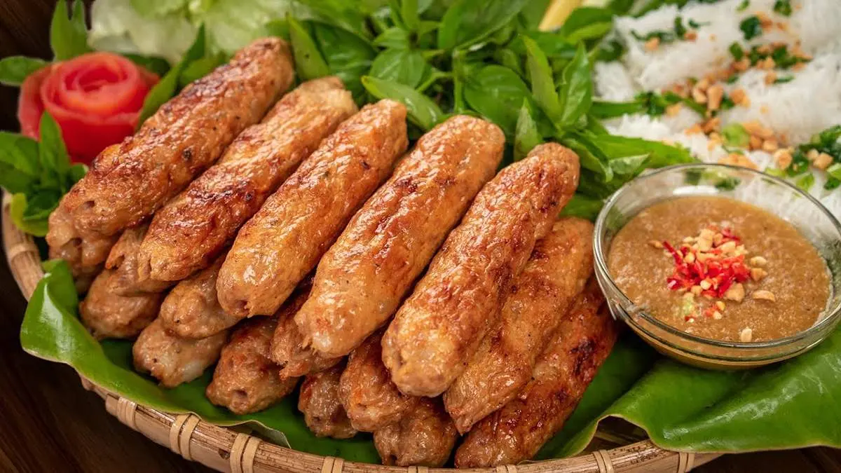 Top qu&aacute;n nem nướng ngon Cần Thơ bạn nhất định phải thử 2