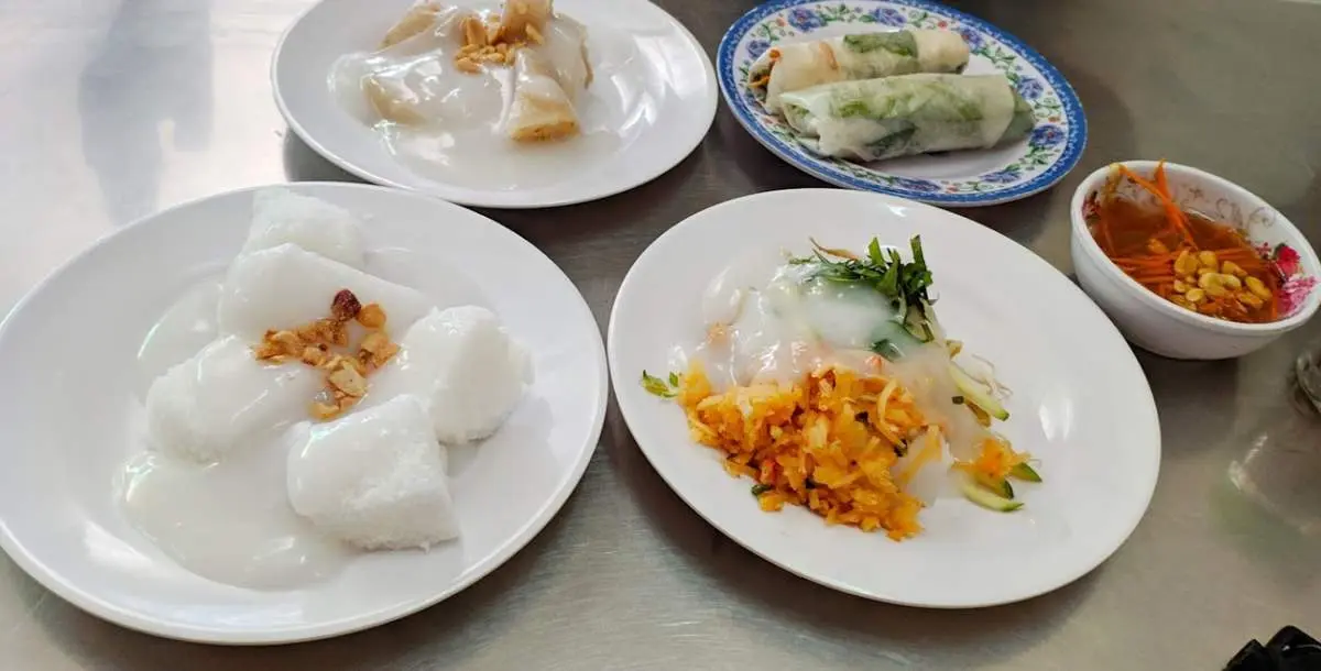 Về Cần Thơ, nhớ gh&eacute; qu&aacute;n B&aacute;nh b&egrave;o L&ecirc; Lai ngon qu&ecirc;n lối về 5