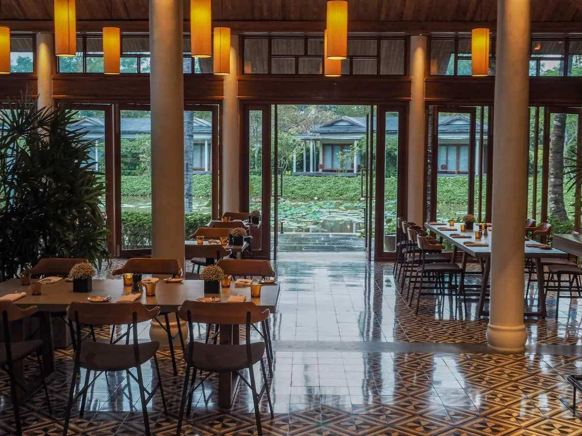 Một thoáng bình yên tại nhà hàng The Café Resort Azerai Cần Thơ