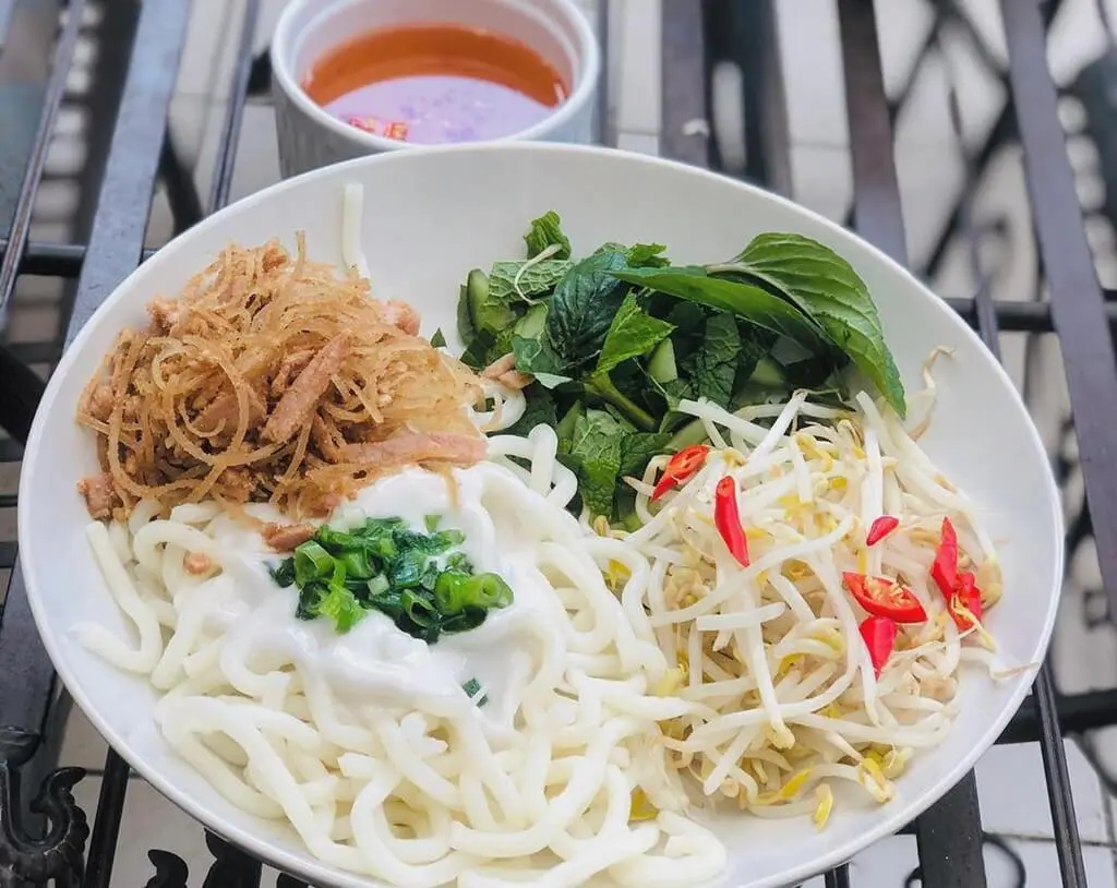 Tất tần tật những điều bạn chưa biết về Bánh tầm bì Cần Thơ