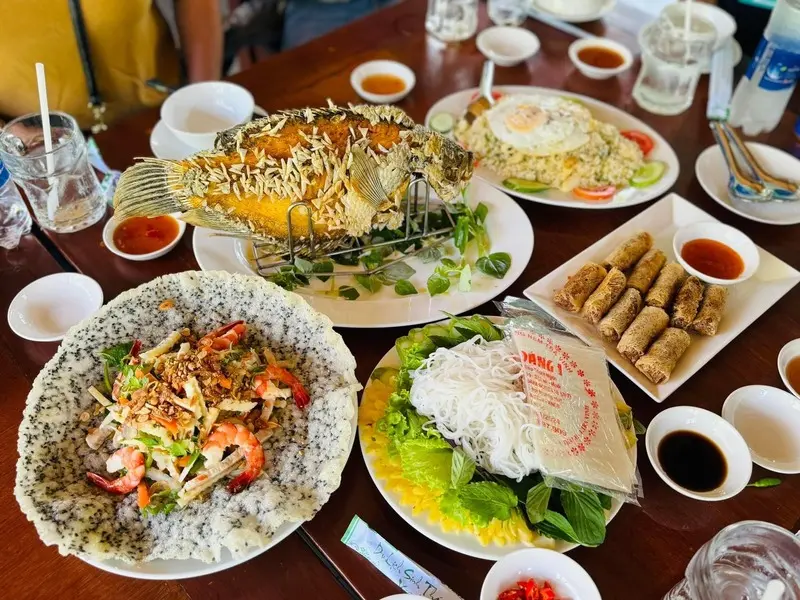 Khu du lịch sinh th&aacute;i Vườn tr&aacute;i c&acirc;y Phi Yến: V&ugrave;ng đất của thi&ecirc;n nhi&ecirc;n y&ecirc;n b&igrave;nh 6