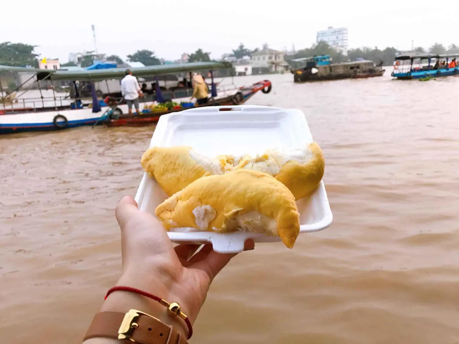 Review ăn sập Cần Thơ khi kh&aacute;m ph&aacute; 2 Chợ đ&ecirc;m nổi tiếng 12