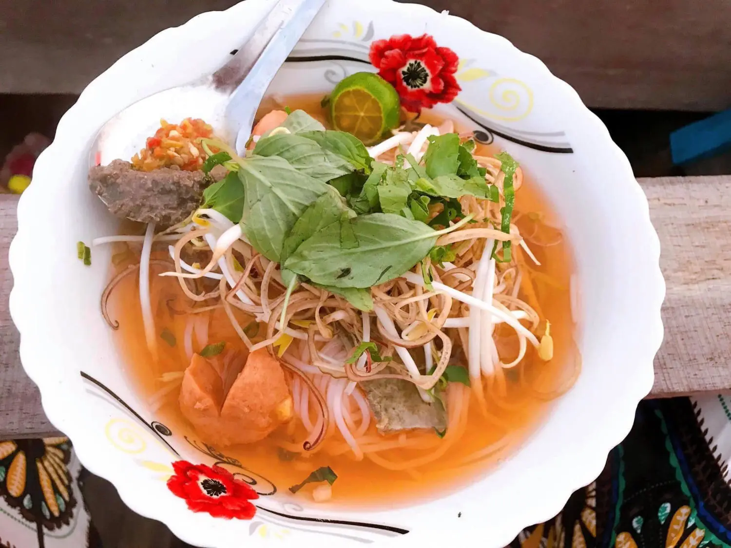 Review ăn sập Cần Thơ khi kh&aacute;m ph&aacute; 2 Chợ đ&ecirc;m nổi tiếng 11