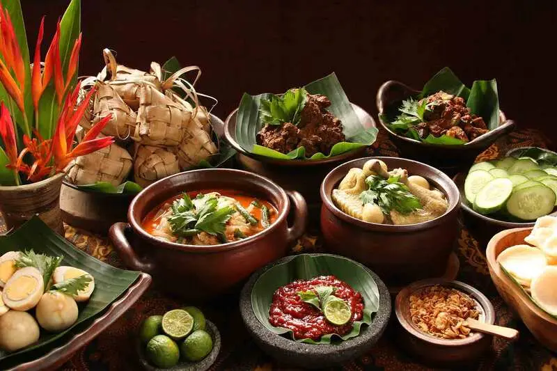 Ẩm thực Indonesia với top 10 m&oacute;n ngon mang hương vị đặc trưng 2