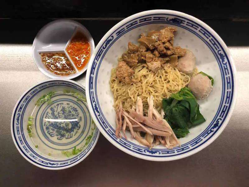 Ẩm thực Indonesia với top 10 m&oacute;n ngon mang hương vị đặc trưng 9