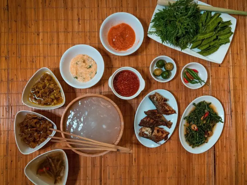 Ambuyat: M&oacute;n ăn dẻo qu&aacute;nh lạ miệng mang đậm hương vị Brunei 3