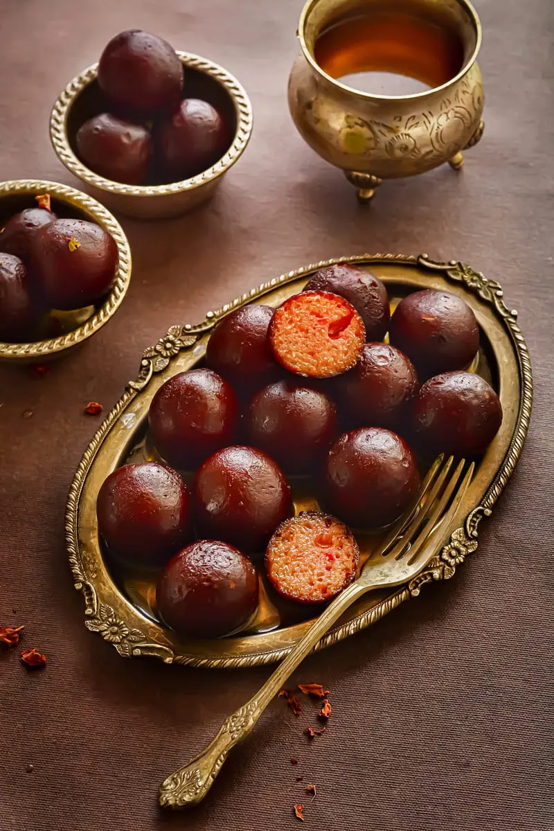 Độc đ&aacute;o ẩm thực Nam &Aacute; với m&oacute;n Gulab Jamun thơm ngon chuẩn vị 2