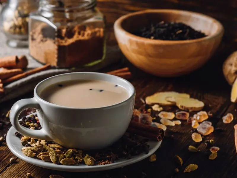 Kh&aacute;m ph&aacute; Masala Chai, n&eacute;t tinh t&uacute;y trong văn h&oacute;a tr&agrave; Ấn Độ 4