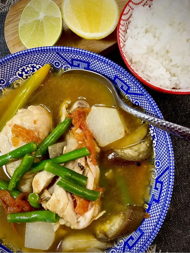 Kh&aacute;m ph&aacute; Sinigang, một n&eacute;t độc đ&aacute;o trong văn h&oacute;a ẩm thực Philippines 5