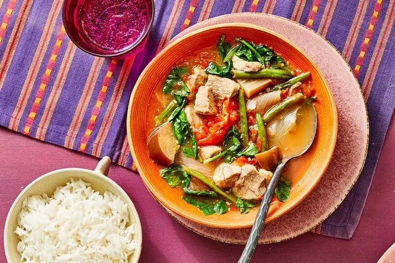 Kh&aacute;m ph&aacute; Sinigang, một n&eacute;t độc đ&aacute;o trong văn h&oacute;a ẩm thực Philippines 2
