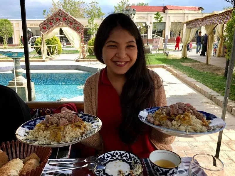 Plov m&oacute;n cơm thập cẩm di sản của người Uzbekistan 3