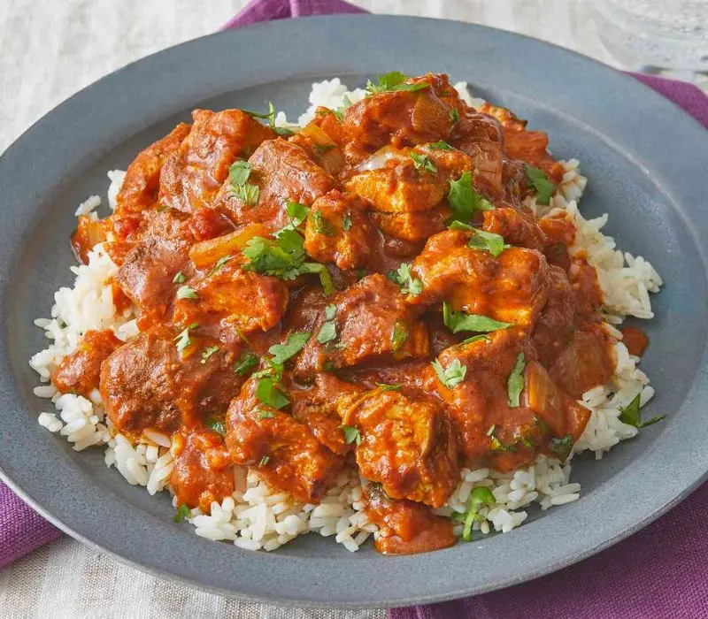 Tikka Masala, m&oacute;n g&agrave; vị c&agrave; ri nổi tiếng xứ Ấn 2