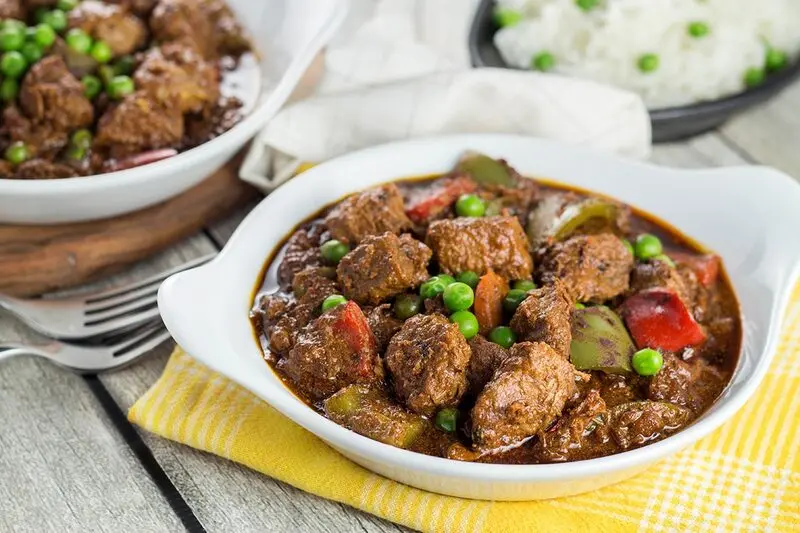 Top 14 m&oacute;n ẩm thực Philippines thể hiện sự đa dạng văn h&oacute;a tuyệt vời 15