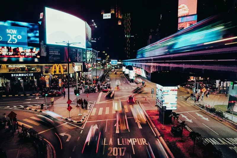 Bukit Bintang thi&ecirc;n đường ẩm thực v&agrave; cuộc sống về đ&ecirc;m ở Malaysia 6