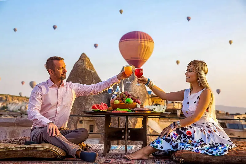 Cappadocia, xứ sở thần ti&ecirc;n từ đ&aacute; ở Thổ Nhĩ Kỳ 4