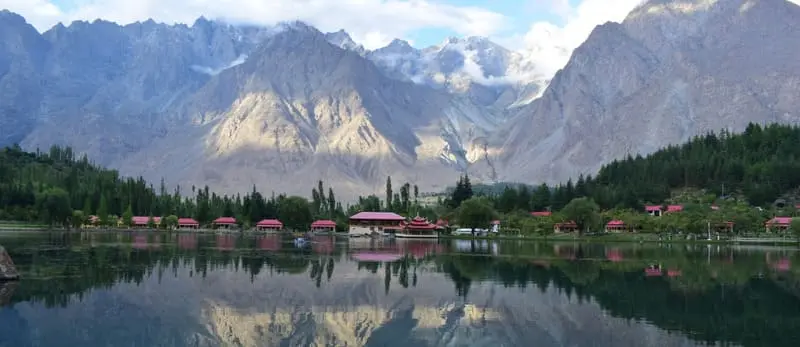 C&oacute; một Kashmir mang vẻ đẹp viễn chinh hoang d&atilde; 4