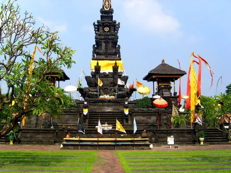 Denpasar, bản giao hưởng truyền thống v&agrave; hiện đại tại Bali 12