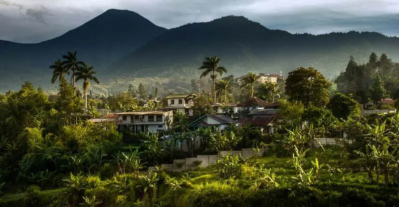 Du lịch Bandung Indonesia, kh&aacute;m ph&aacute; 'Paris của Java' 2