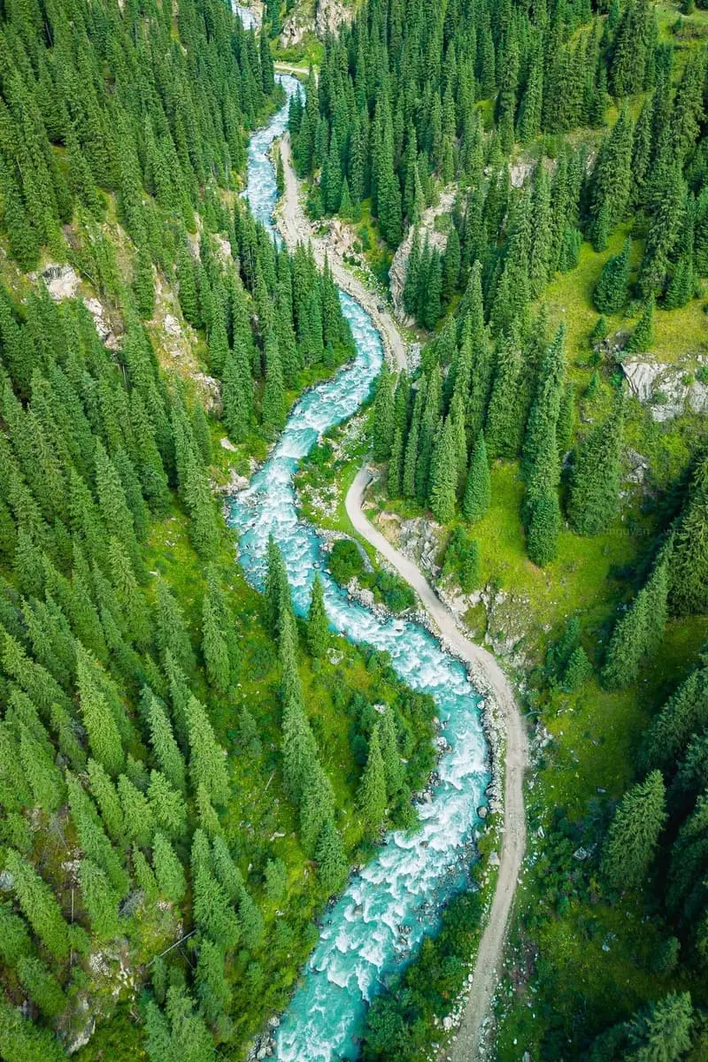 Du lịch Kyrgyzstan, kh&aacute;m ph&aacute; miền đất đẹp như tranh vẽ 16