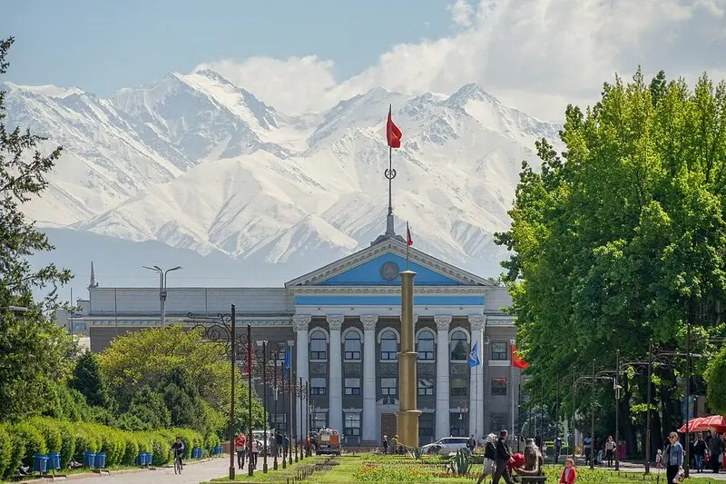 Du lịch Kyrgyzstan, kh&aacute;m ph&aacute; miền đất đẹp như tranh vẽ 6