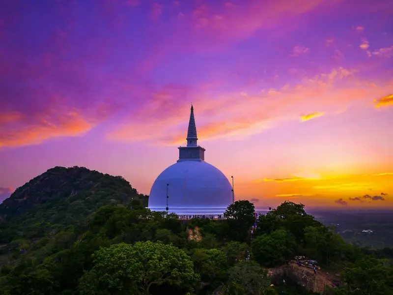 Du lịch Sri Lanka, đảo quốc y&ecirc;n b&igrave;nh ngo&agrave;i ngo&agrave;i khơi xa 18