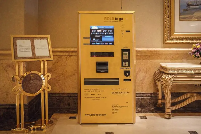 Emirates Palace, kh&aacute;ch sạn d&aacute;t v&agrave;ng 7 sao xa hoa bậc nhất Abu Dhabi 7