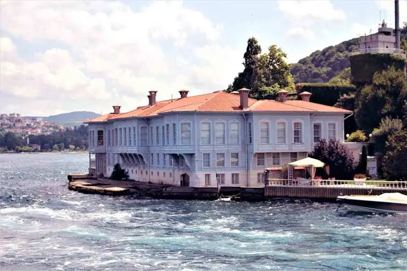 Eo biển Bosphorus, Istanbul: C&aacute;nh cửa nh&igrave;n ra hai ch&acirc;u lục ở Thổ Nhĩ Kỳ 6