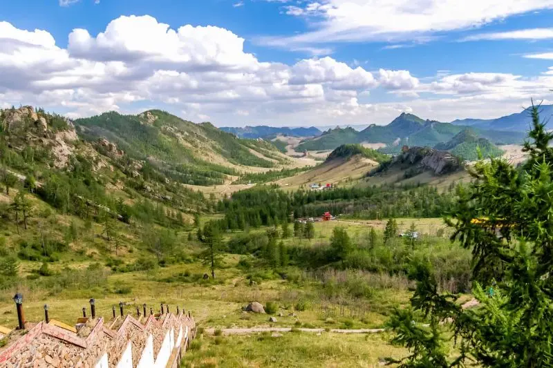 Gorkhi Terelj v&agrave; n&eacute;t đẹp thi&ecirc;n nhi&ecirc;n trong những bản t&igrave;nh ca du mục 3