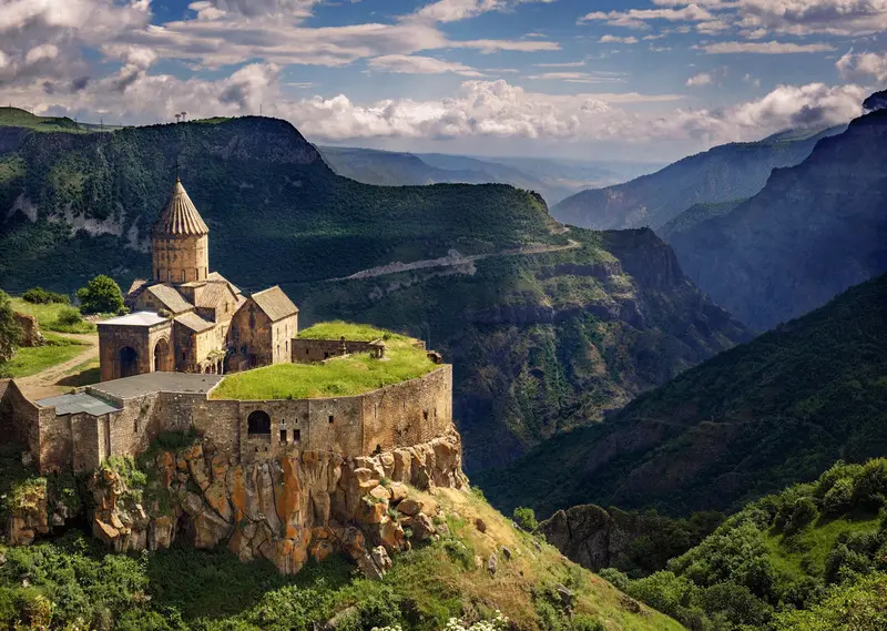 H&agrave;nh tr&igrave;nh về Armenia, miền đất Th&aacute;nh nơi lịch sử v&agrave; thi&ecirc;n nhi&ecirc;n giao h&ograve;a 2