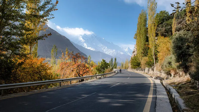H&ograve;a m&igrave;nh v&agrave;o thung lũng Hunza Pakistan với vẻ đẹp hoang sơ 3