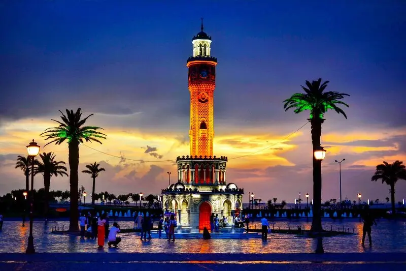 Izmir mang m&agrave;u sắc kh&aacute;c biệt b&ecirc;n v&ugrave;ng biển Aegean Thổ Nhĩ Kỳ 8