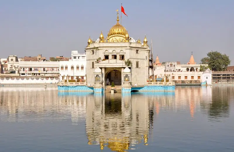 Khám phá Amritsar, thành ph&ocirc;́ linh thi&ecirc;ng của các tín đ&ocirc;̀ đạo Sikh 8